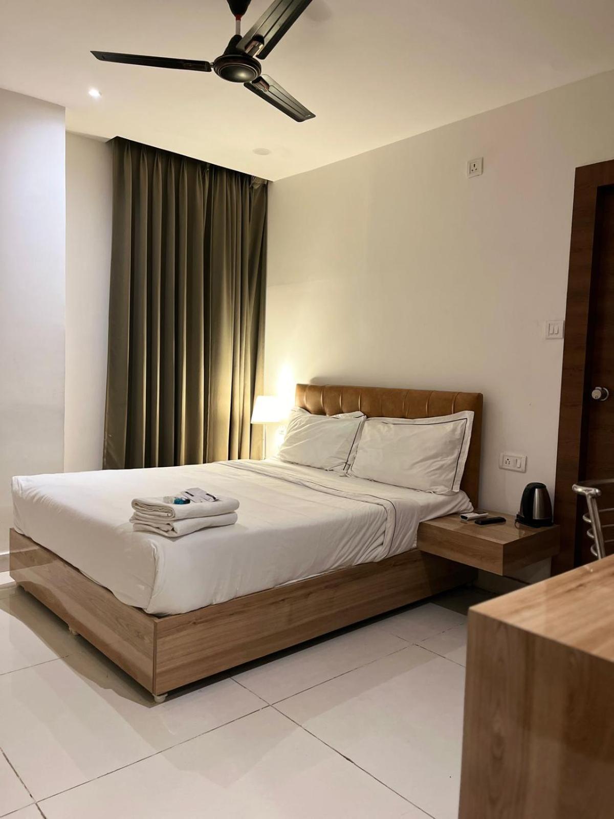 Hotel Hibiscus Tree- Bachupally Haidarábád Kültér fotó