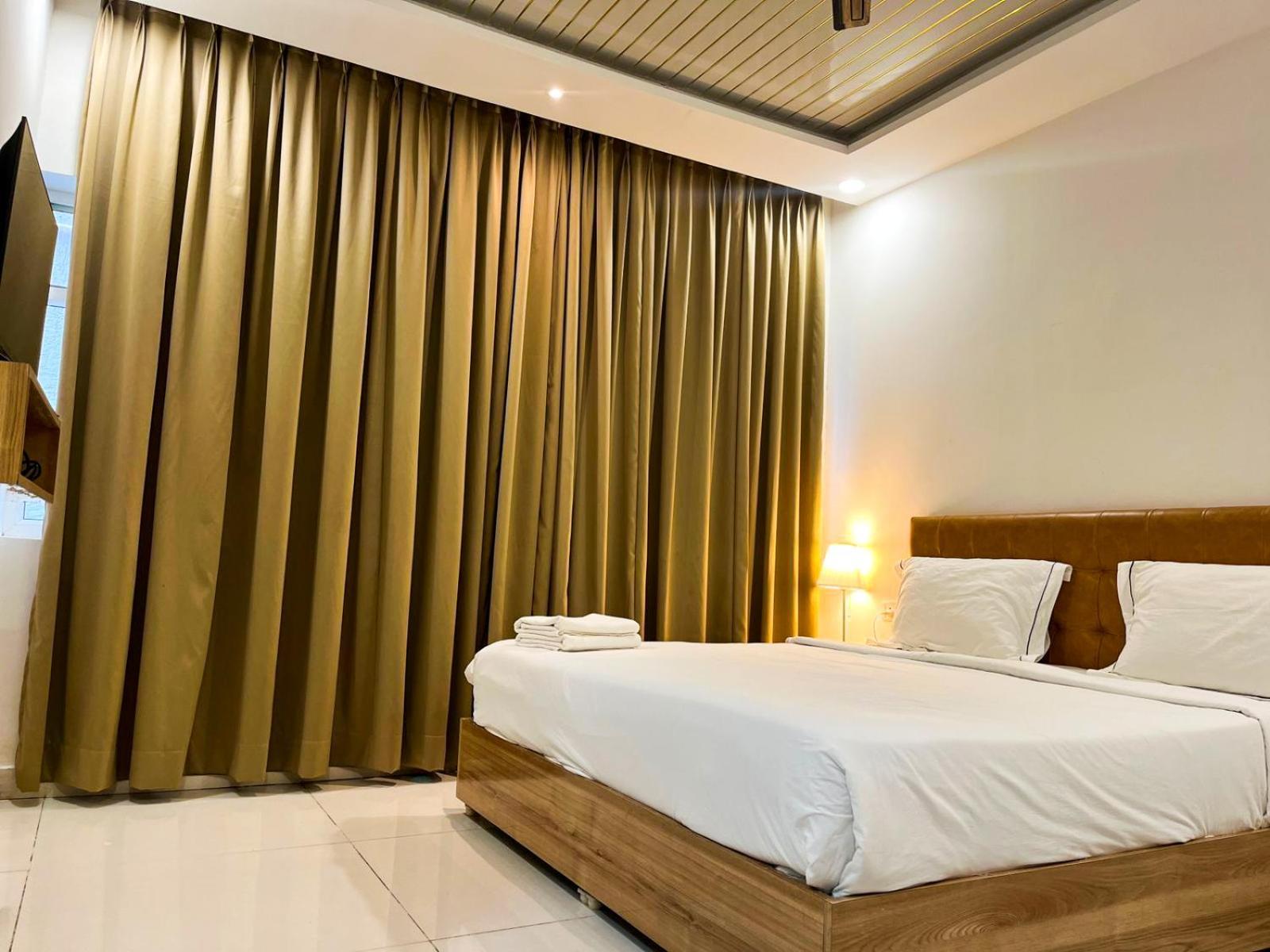 Hotel Hibiscus Tree- Bachupally Haidarábád Kültér fotó