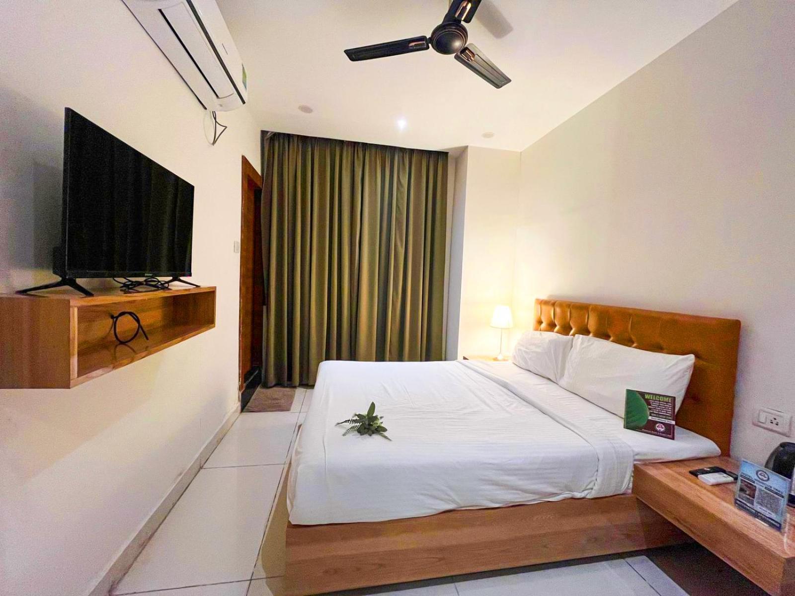 Hotel Hibiscus Tree- Bachupally Haidarábád Kültér fotó